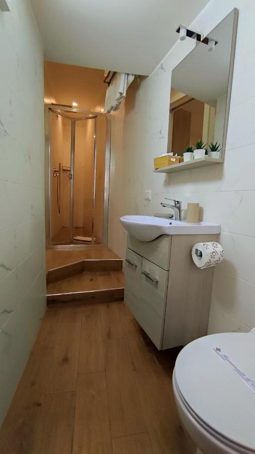 Villa Manto Bed And Breakfast - Torre Annunziata Pompei Eksteriør bilde